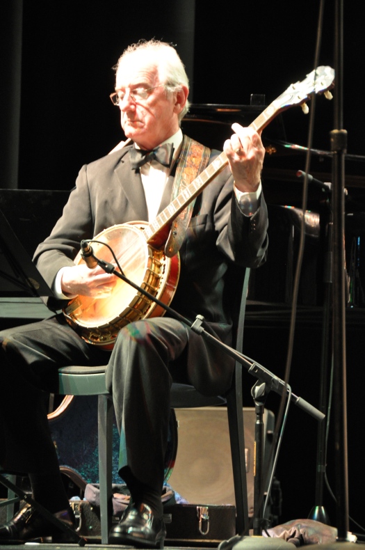 Grahame Conlon, banjo